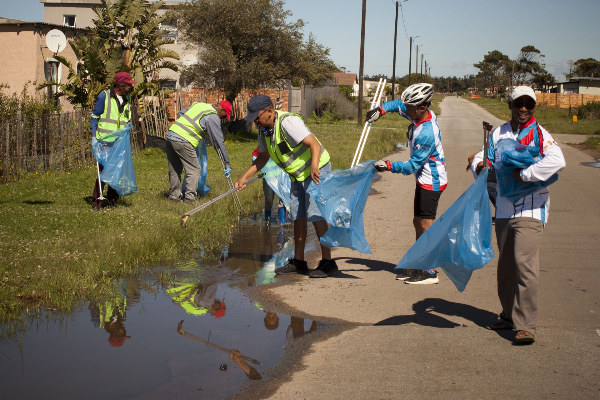 people of love home slideshow image 02 eca21a86